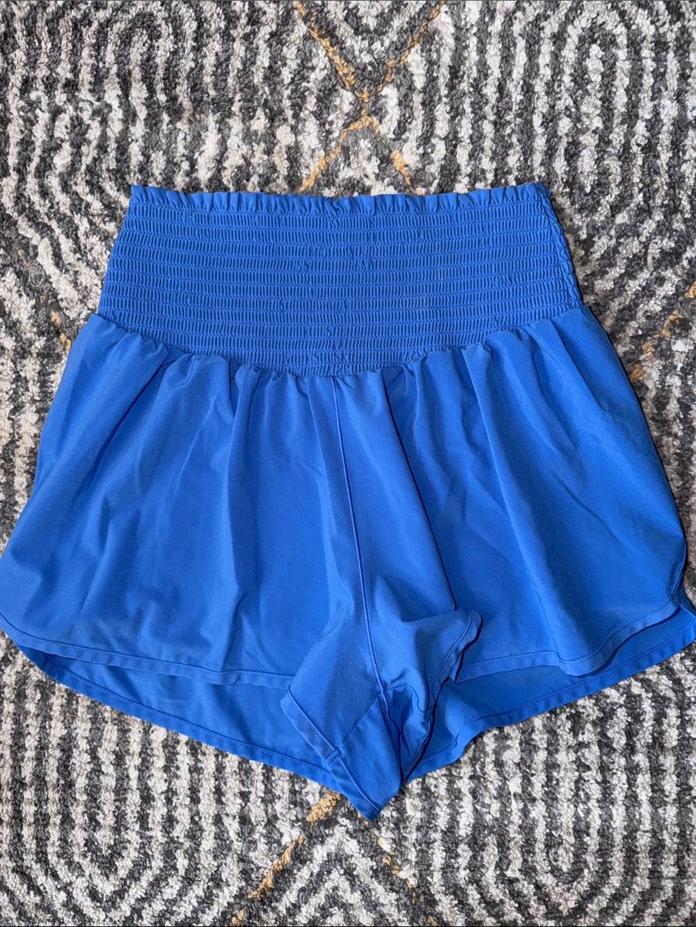 Aerie Offline High-Waist Smocked Blue Women’s Shorts Sz M